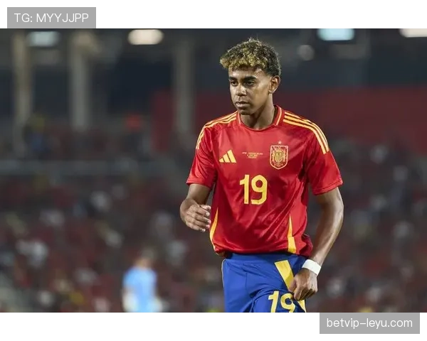 格里马尔多首次入选西班牙国家队 有望在国际赛场大放异彩