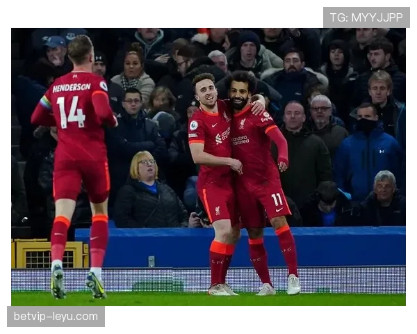 雅各布·墨菲表现稳健,助维拉领跑积分榜展现争冠竞争力 雅各布·墨菲表现稳健,助维拉领跑积分榜展现争冠竞争力