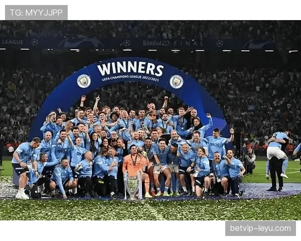 曼城欧冠强势晋级，状态回暖展现争冠实力