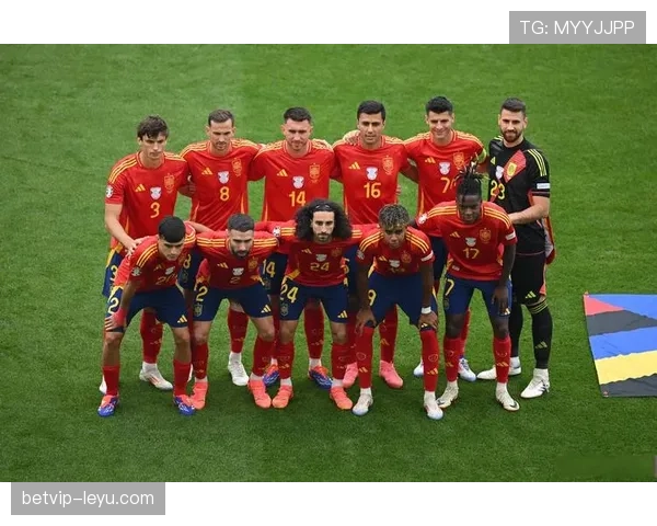 欧洲杯加时赛鏖战:球队拼尽全力稳健晋级决赛 欧洲杯加时赛鏖战:球队拼尽全力稳健晋级决赛