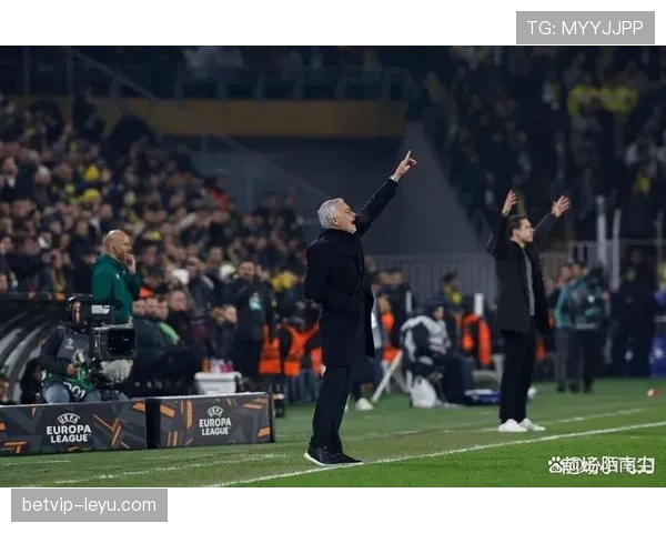 穆里尼奥精妙掌控节奏,球队状态回升助推战术全面升级